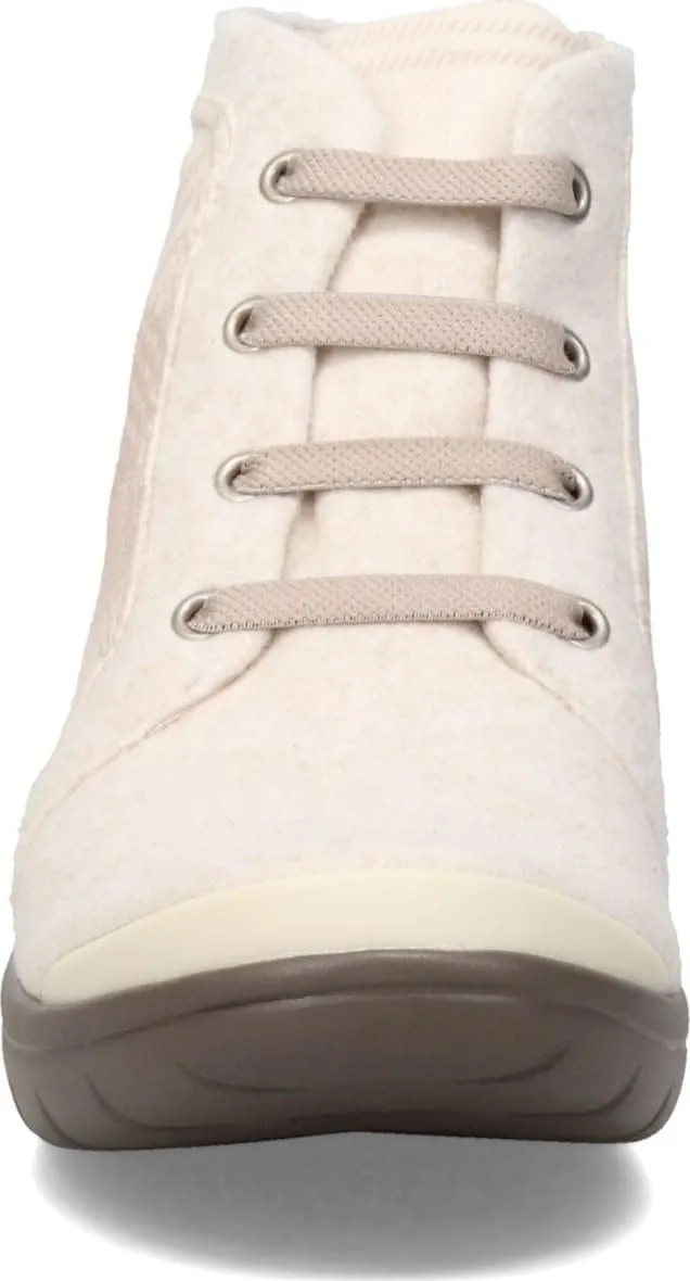 BZees Women's Kick Back Ankle Boot
