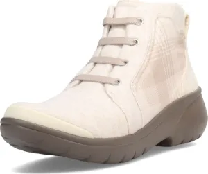BZees Women's Kick Back Ankle Boot