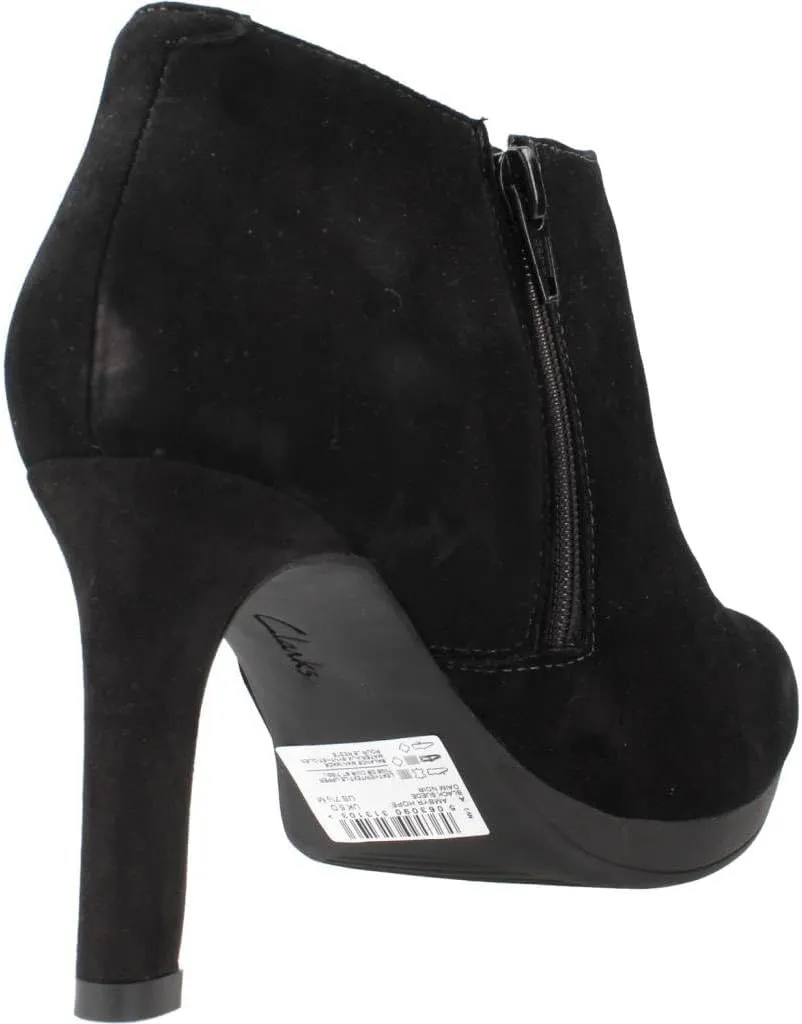Clarks Women's Ambyr Hope Ankle Boot