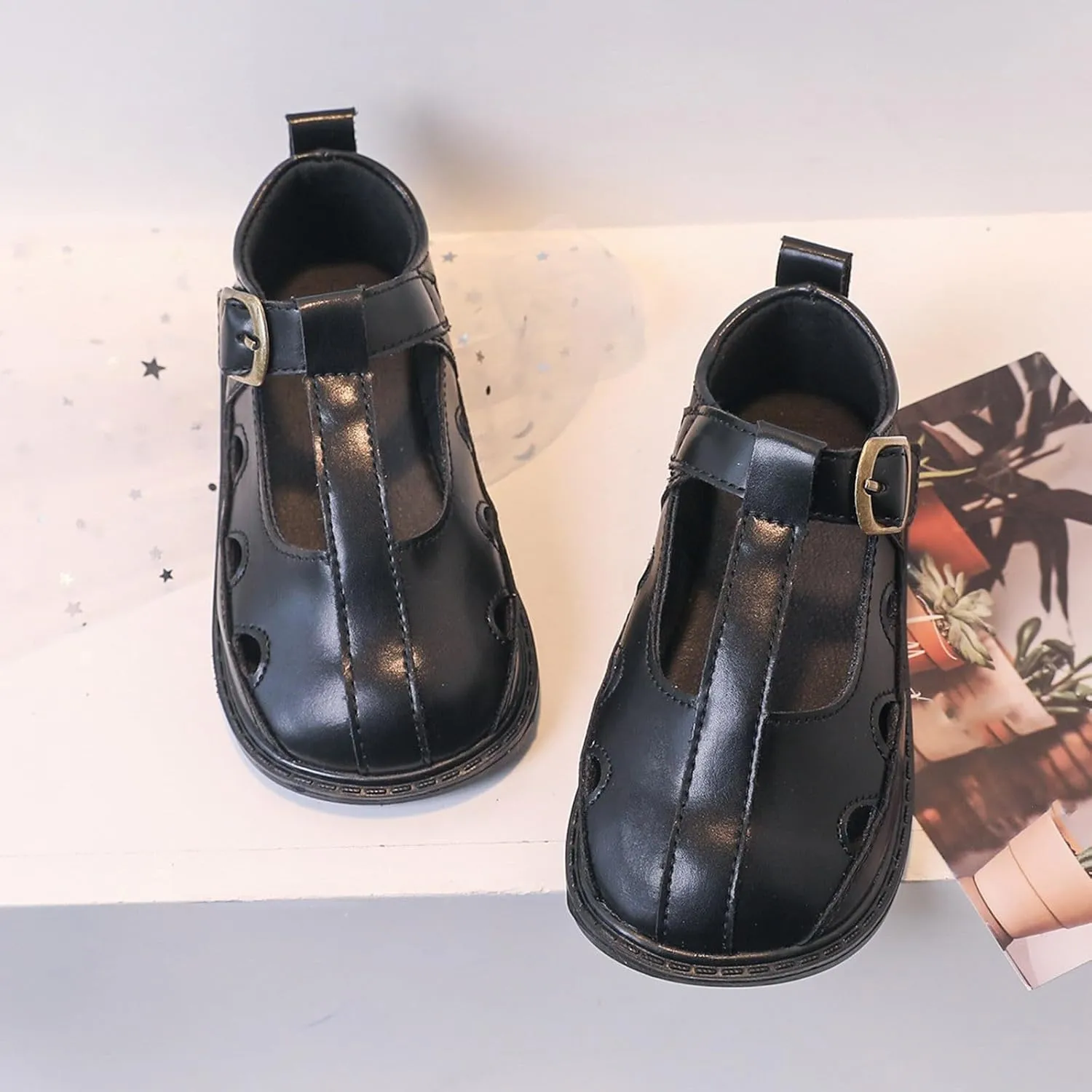 Girls Closed Toe Hollow Sandals Gentlemen's Sandals Lady's Shoes Hollowed Out Shoes Girls Flip Flop