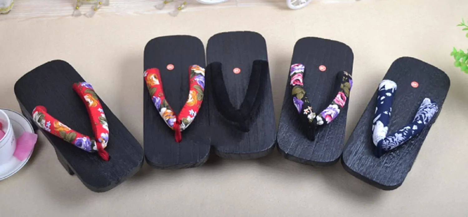 GK-O Japanese Clogs Geta Wooden Flip Flops Retro Sandals Slippers Shoes Kimono Cosplay Costume Shoes