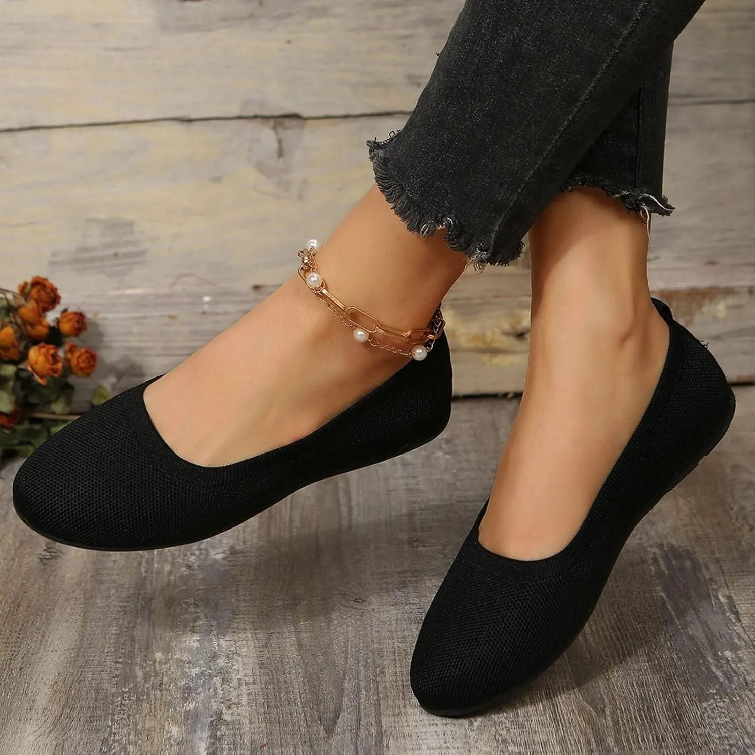 Hbeylia Fashion Loafers for Women Casual Spring Summer Breathable Knitted Round Toe Low Tops Canvas Shoes Slip On Flats Walking Shoes Non Slip Play Sneakers Loafers for Work Nurse