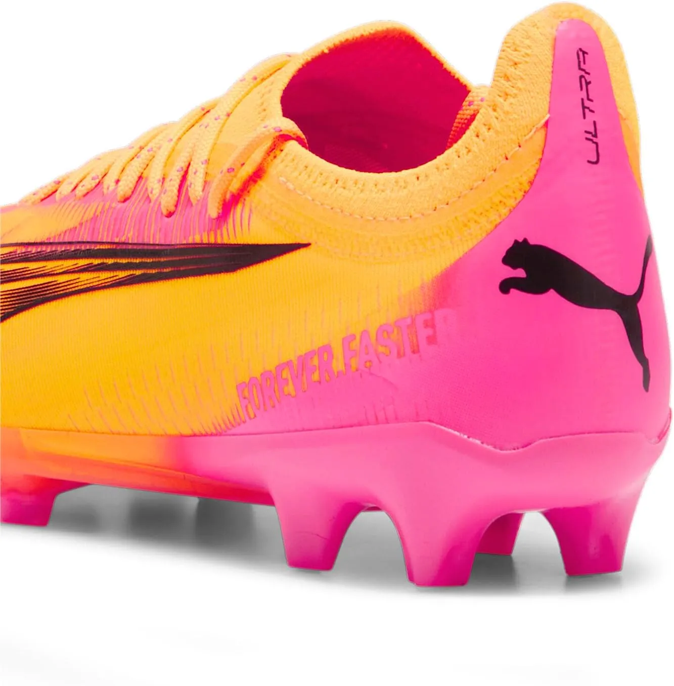 PUMA Men's Football Soccer Shoe