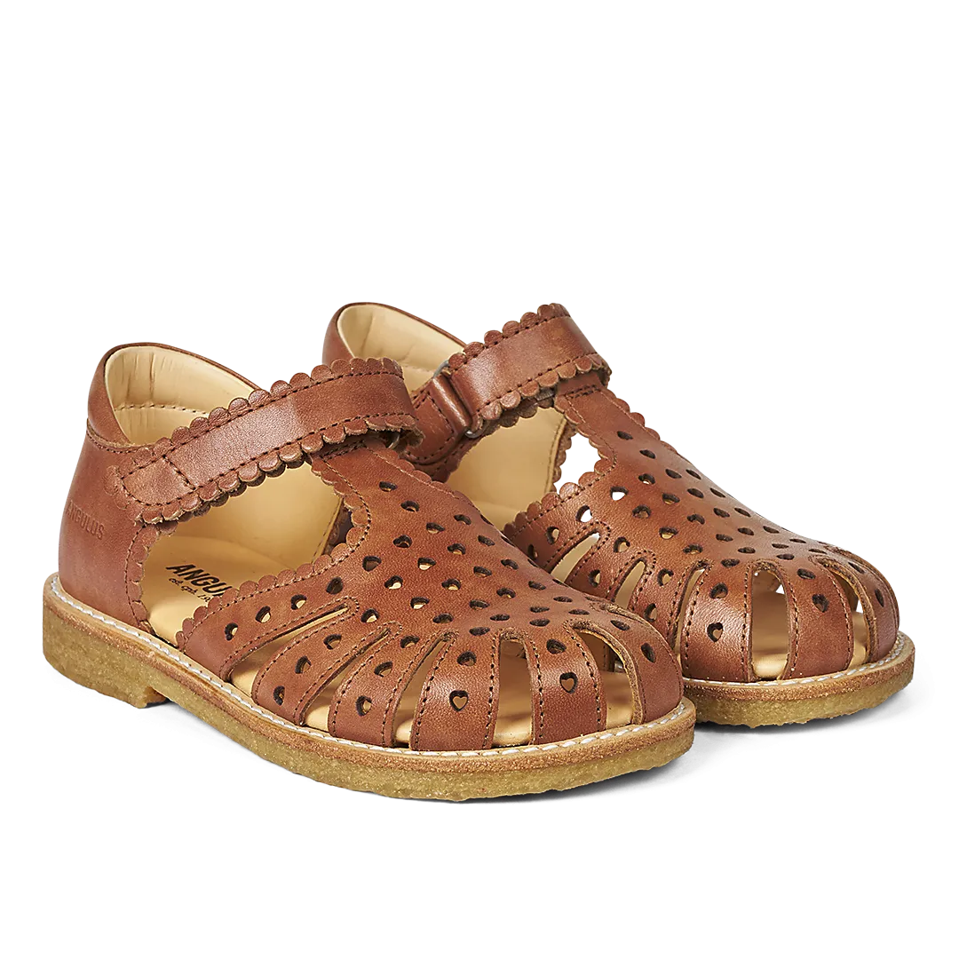 Sandal with mini-hearts and velcro closure