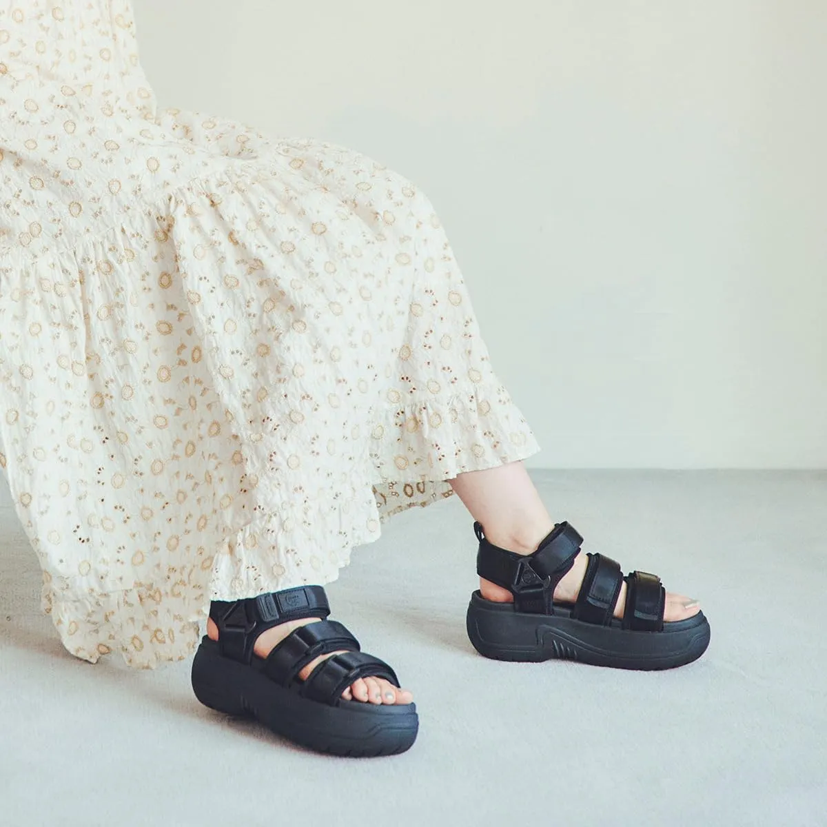 SHAKA(シャカ) Women's Sandal