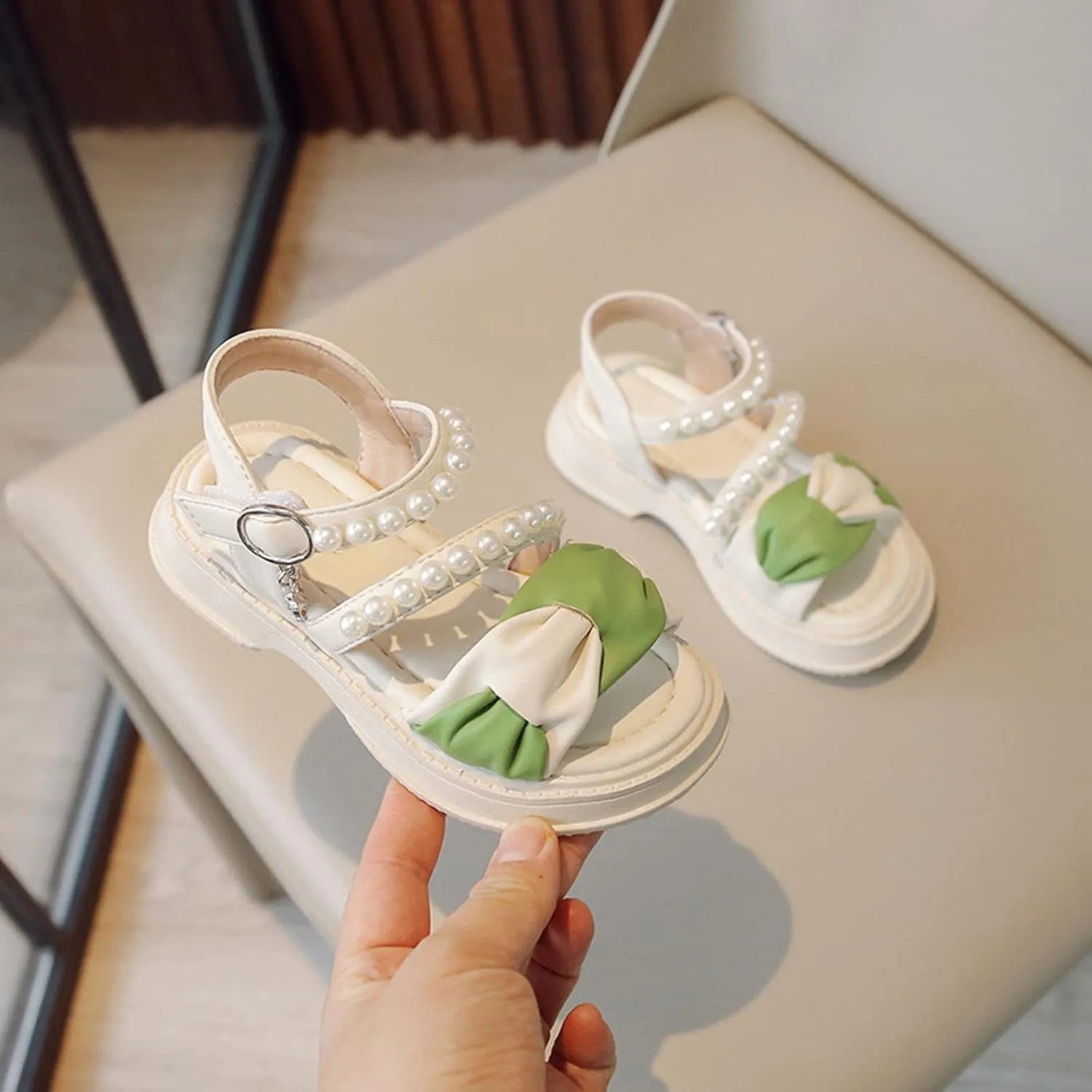 Toddler Little Girls Sandals Summer Dress Shoes for Girl Open Toe Outdoor Pearl Buckle Ankle Strap Flats Cute Shoe