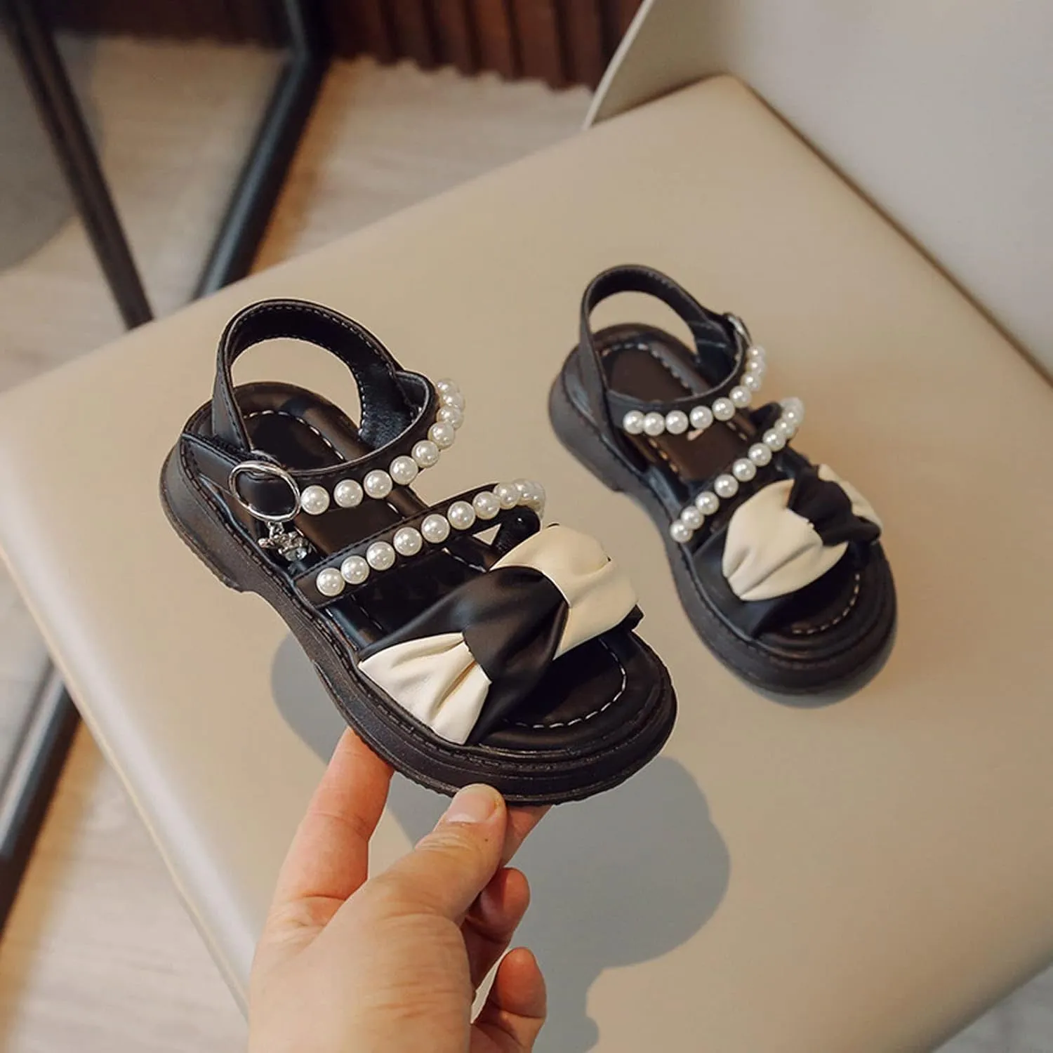 Toddler Little Girls Sandals Summer Dress Shoes for Girl Open Toe Outdoor Pearl Buckle Ankle Strap Flats Cute Shoe